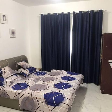 Apartment In Ajman,Furnished Studio Экстерьер фото