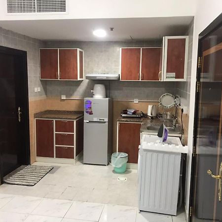 Apartment In Ajman,Furnished Studio Экстерьер фото