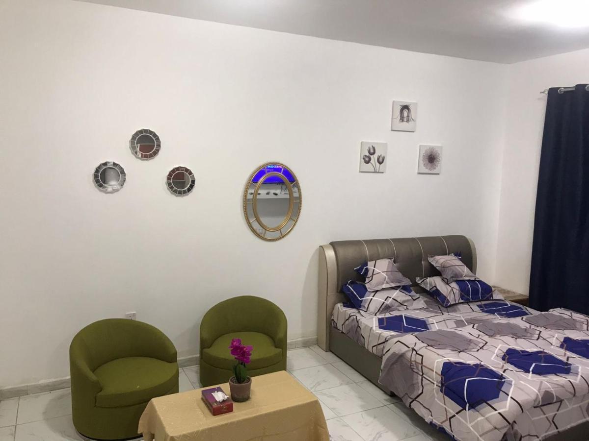 Apartment In Ajman,Furnished Studio Экстерьер фото